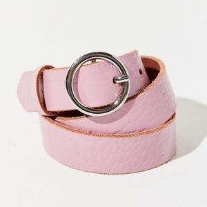 New Urban Outfitters Pink Leather Croc Circle Belt
